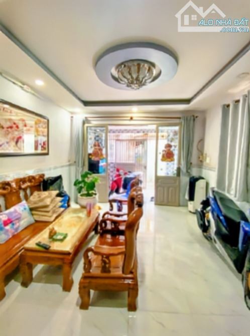 54 M2 - 2 TẦNG - 5 .3 TỶ - DƯƠNG BÁ TRẠC P.2 Q.8 TP.HỒ CHÍ MINH
