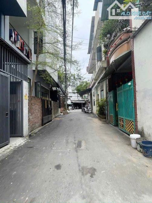 Bán gấp : đất kiệt ôto 5m Dũng Sĩ Thanh Khê, gần trường ĐH, gần chợ