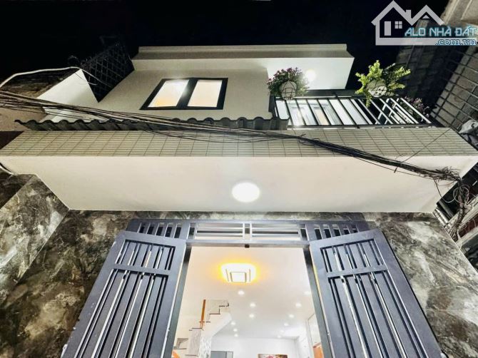 Bán nhà căn góc 2 mặt hẻm 3m đường Quang Trung, P.10, 4 x 9, 2 tầng giá 3.7 tỷ tl