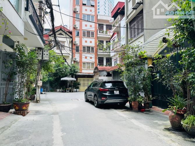 CHỦ CHUYỂN VÀO NAM CẦN BÁN GẤP NHÀ VƯƠNG THỪA VŨ NGÕ THÔNG RỘNG KHÔNG QUY HOẠCH