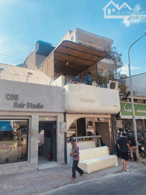 CẦN BÁN MẶT TIỀN CAO BÁ NHẠ QUẬN 1 (8.2X18M) NỞ HẬU 8.8M HDT 160TR/T GIÁ CHỈ 64 TỶ TL
