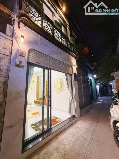 BÁN NHÀ ĐẸP HẺM ĐƯỜNG PHAN XÍCH LONG - PHÚ NHUẬN - 2 TẦNG  - 30M2 -  NHỈNH 5 TỶ
