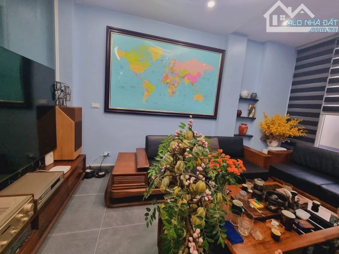 BÁN NHÀ TRUNG KÍNH - LÔ GÓC -  VỈA HÈ RỘNG - KINH DOANH  - 86M - 6 TẦNG - HƠN 30 TỶ.