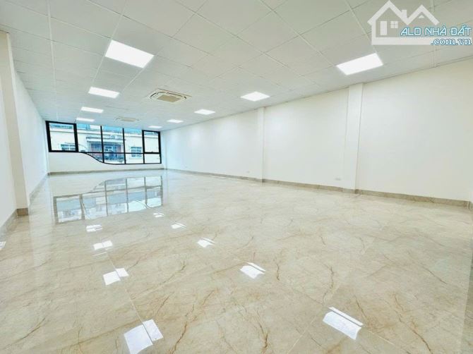 TÒA NHÀ MẶT PHỐ ĐÊ LA THÀNH 88M2, 86.5 TỶ - VIEW HỒ NGỌC KHÁNH, DÒNG TIỀN 180TR/THÁNG