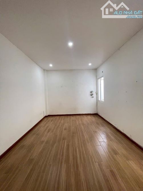 Bán nhà Thủ Đức Kha Vạn Cân 52m2 giá 3.7 TỶ. 1 căn duy nhất trong khu vực