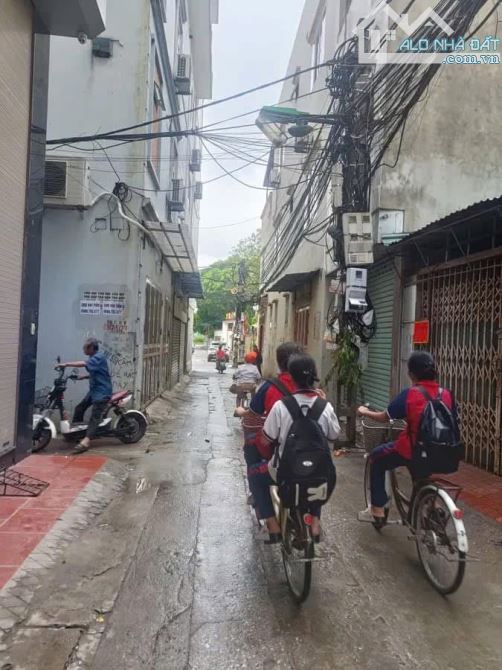 Phan Trọng Tuệ - Thanh Trì 52m x 5 tầng, mặt tiền 3.5m, giá 11.5 tỷ thương lượng