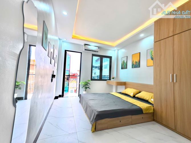 Toà CHDV Tôn Đức Thắng, 75m2*7T, MT 5M, 19 phòng KK, ngõ KD, đủ PCCC, dòng tiền 8%/năm!