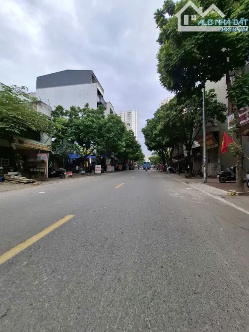 BÁN NHÀ VIEW TRIỆU ĐÔ – KIẾN HƯNG  50M 7 TẦNG THANG MÁY KD SIÊU ĐỈNH GIÁ 17.5 TỶ
