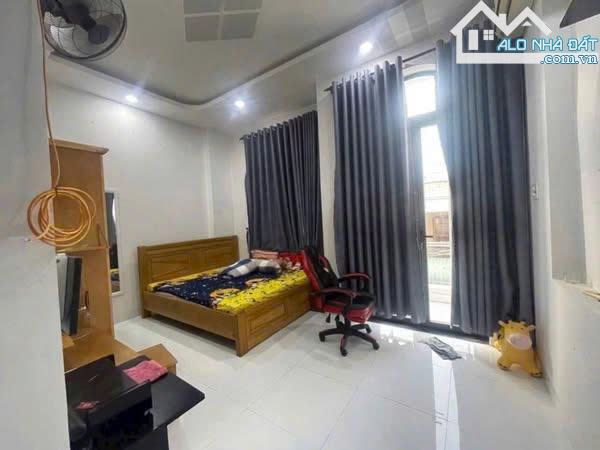 BÁN NHÀ 1T2L ĐƯỜNG TRẦN ANH TÔNG – 75M² (40M² THỔ CƯ) – HẺM Ô TÔ 4,5M – GIÁ 6,2 TỶ