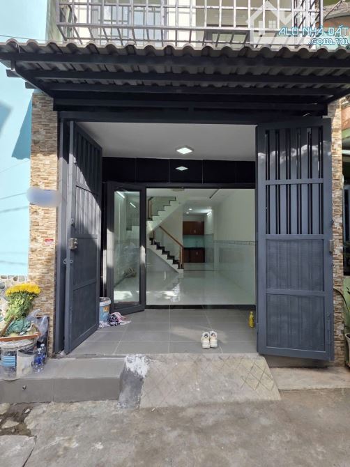 Cần bán nhà 1 trệt lầu hẻm sạch An Ninh đường số 53 Phường Hiệp Bình Chánh, gần  Chợ