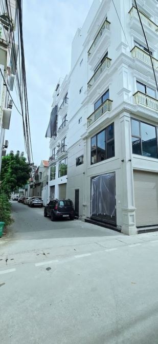 BÁN NHÀ ĐẸP HOÀNG HOA THÁM – THANG MÁY, Ô TÔ QUA NHÀ – 45M2 x 6T. GIÁ CHỈ 9.3 TỶ