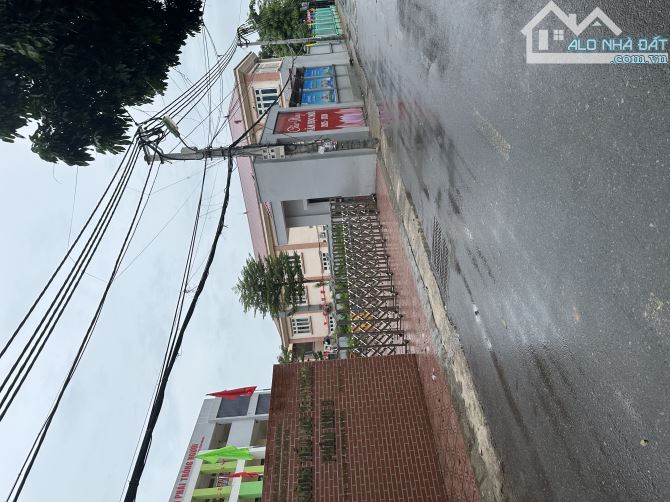 Đất Hiếm Lô Góc Nhà Phố Hà Đông - Yên Nghĩa - DT nhỏ xinh 40,7m Giá rẻ nhất sát trung tâm