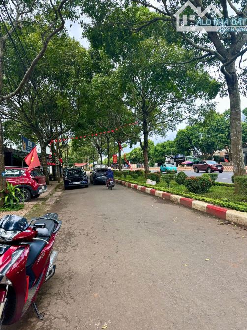 BÁN ĐẤT MẶT TIỀN PHẠM VĂN ĐỒNG, P. TÂN LẬP (TÂN HÒA CŨ)