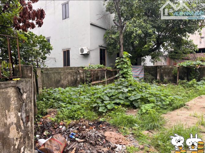 CẦN BÁN GẤP MẢNH ĐẤT 36M2 NGÕ 517 ĐƯỜNG AN DƯƠNG VƯƠNG-GIÁ 5 TỶ 950 TRIỆU-GẦN Ô TÔ