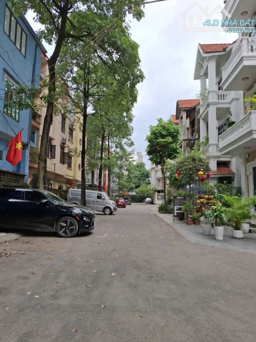 BÁN NHÀ DỊCH VỤ HÀNG BÈ – KIẾN HƯNG 50M Ô TÔ TRÁNH Ở KD SIÊU ĐẸP GIÁ 14.2 TỶ
