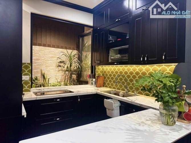 Nhà đẹp Lê Trọng Tấn – Cù Chính Lan, 95m², phân lô quân đội, đầu tư cực tốt