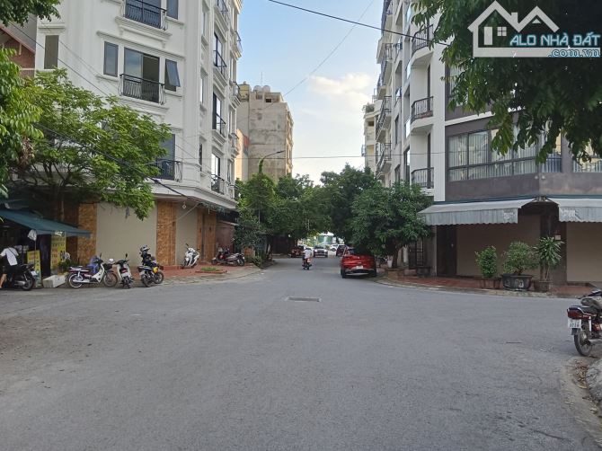 LK đẹp Hà Đông, vỉa hè 5m, 50m2, MT 5m, 6 tầng, thang máy, giá 15.9 tỷ