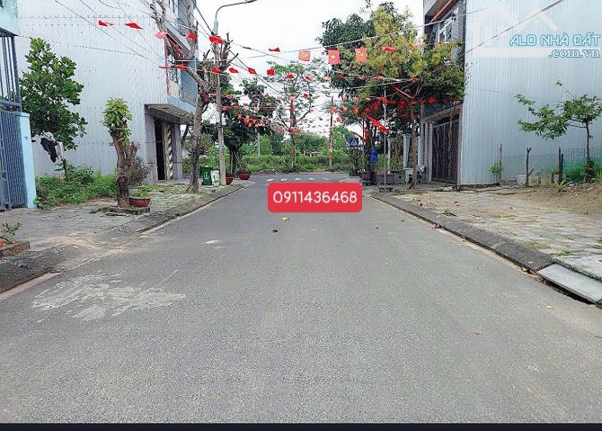 Cần bán lô đất biển mặt tiền Xuân Thiều 12, khu vực tiềm năng đt cao, giá rẻ nhất khu vực