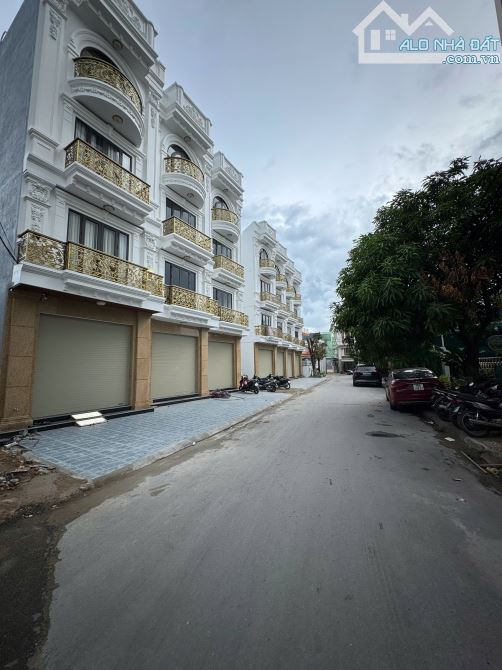 chính chủ gửi Bán nhà 4 tầng 46m2. Cạnh tdc Bình An. Bình kiều 1. Đông Hả