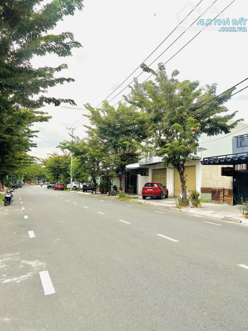 ⚡ BÁN ĐẤT ĐẸP KỀ LÔ GÓC ĐƯỜNG BÙI TRANG CHƯỚC – HÒA XUÂN – CẨM LỆ , DT: 100, Giá 7.48 tỷ
