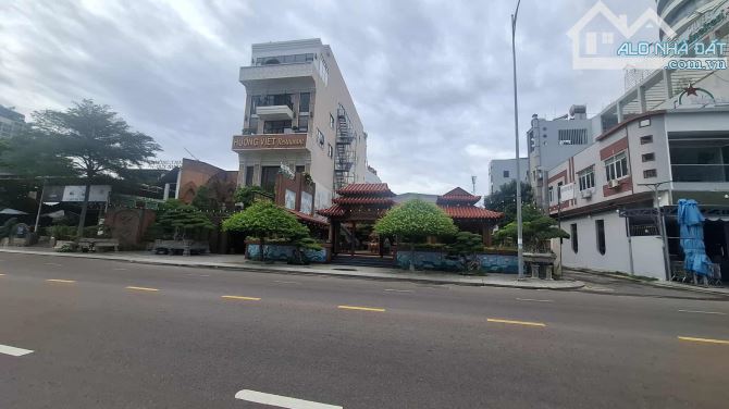 CHO THUÊ NHÀ HÀNG HƯƠNG VIỆT MẶT TIỀN ĐƯỜNG XUÂN DIỆU – VIEW BIỂN – HAI MẶT TIỀN – DT 1223