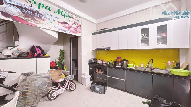 Bán Nhà Hồng Mai 25M x 5T, MT: 4,5M Giá 6,9 Tỷ.Dân xây,lô góc,15m ô tô