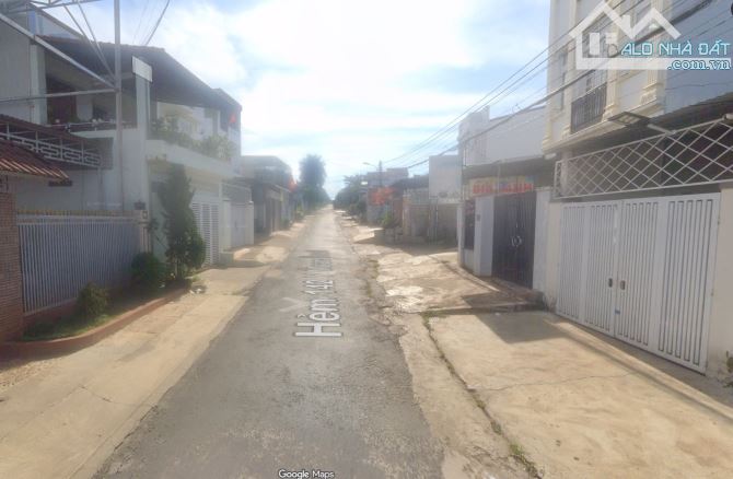 Đất măt tiền Lớn hẻm 142 Y moan thông Đồng Khởi Phường Buôn Ma Thuột 4 tỷ 380 triệu