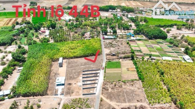 🌄 Đất 1116m² Long Mỹ, thổ cư 100m², gần tỉnh lộ 44B 300m, view núi Minh Đạm, giá 3.9 tỷ