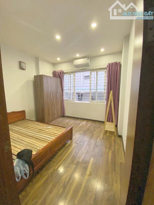 BÁN NHÀ MẶT NGÕ 20 ĐƯỜNG TÂN TRIỀU. 5 TẦNG. LÔ GÓC. KINH DOANH. GIÁ CHỈ 4.9 TỶ.