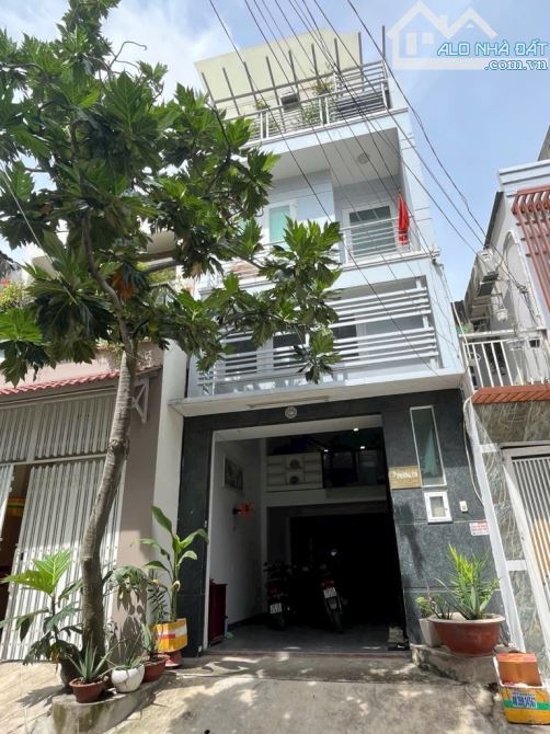 Nhà Phố 4 Tầng - 4.5x12 - Gần Trung Tâm Quận 7 - Xe Hơi Đổ Cửa - Nhỉnh 6 Tỷ