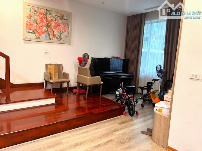 🌟SIÊU PHẨM  NGUYỄN VĂN CỪ LB, DT48M2, 5 TẦNG, NGÕ ÔTÔ ĐỖ CỬA, KD DÒNG TIỀN, CHỈ 10.X TỶ