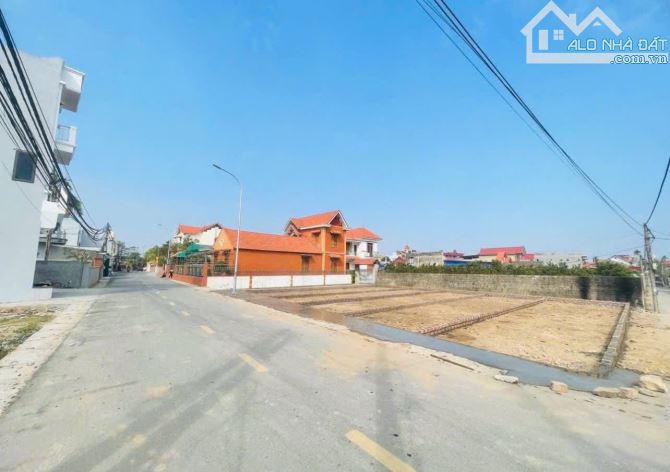 Chào bán 2 lô đất đẹp mặt đường trải nhựa tại Thiên Hương - Thuỷ Nguyên - Hải Phòng