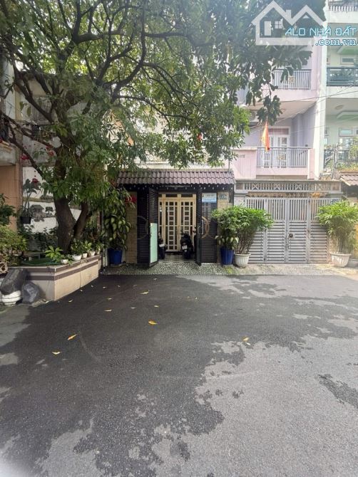 BÁN NHÀ HXH QUAY ĐẦU-NGAY ĐỖ THÚC TỊNH GÒ VẤP - 4 TẦNG - 4MX17M - 4PN 5WC- GIÁ 11 TỶ NHĨNH