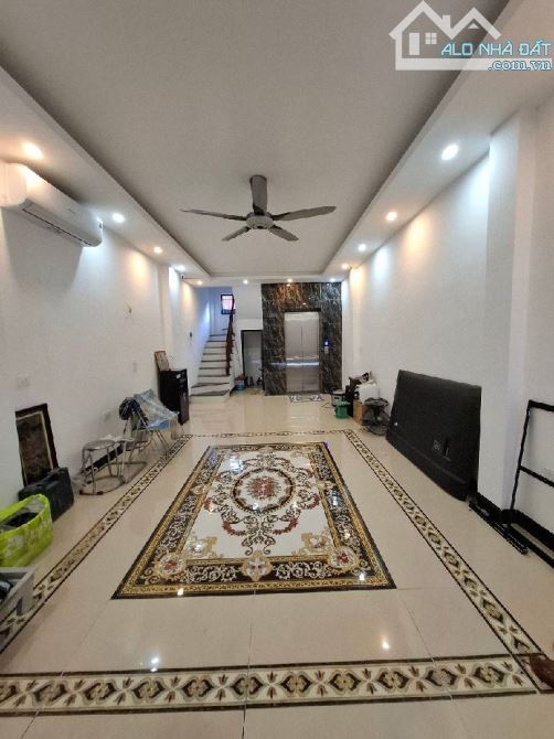 🏠 NHÀ PHÂN LÔ THẠCH BÍCH 50m2 x 5 TẦNG, NHÀ SIÊU ĐẸP - THANG MÁY