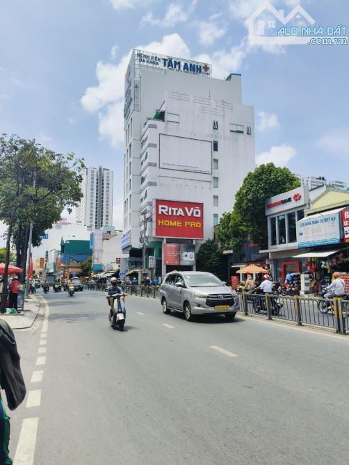 Bán nhà trung tâm quận 8, ô tô đỗ cửa, 6 tầng, thang máy xịn xò, 72m2, 13.5 tỷ