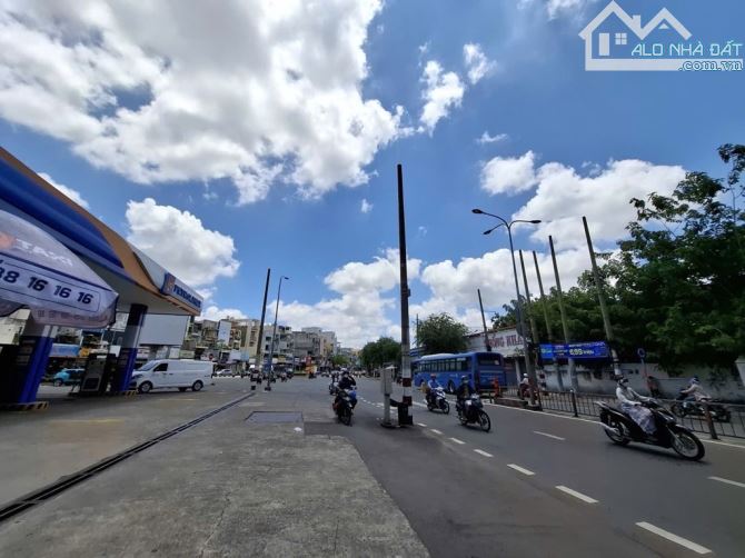 MTKD SIÊU ĐỈNH LÝ THƯỜNG KIỆT, TÂN BÌNH - GẦN 400M2- NGANG GẦN 10M- 128 TỶ