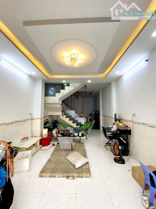 BÁN NHÀ 2 TẦNG GẦN COOPMART TRƯỜNG CHINH 46M2 (4X12) GIÁ 4,98 TỶ TL