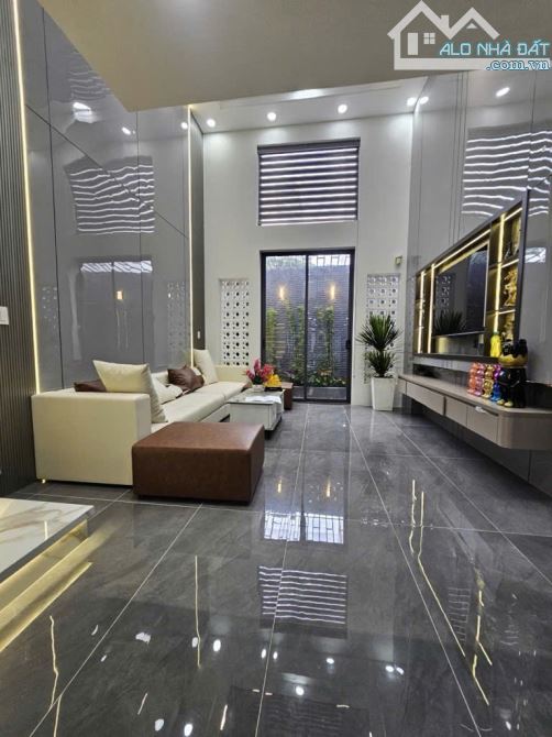 Siêu Phẩm Qua Bàn Tay Kiến Trúc Sư Nhà 4 Tầng 62m2 Lê ĐứcThọ P13 Quận Gò Vấp