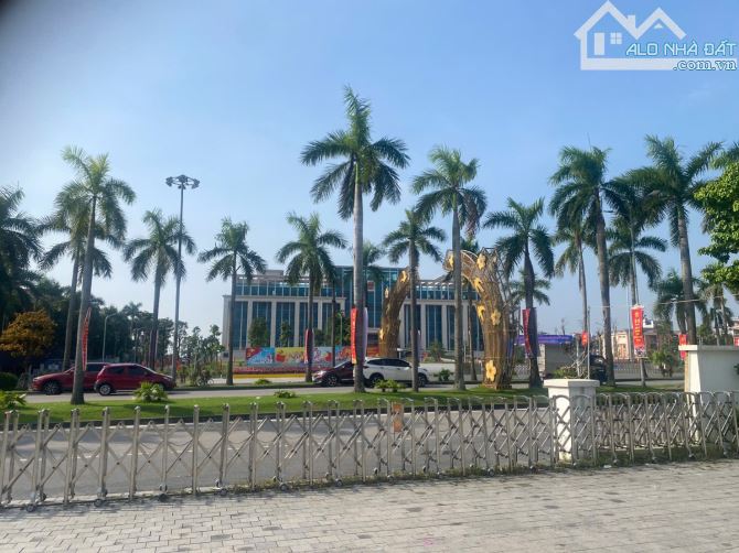 ĐẢN DỊ, UY NỖ, ĐÔNG ANH. SIÊU PHẨM LÔ GÓC 2 THOÁNG, Ô TÔ, BÊN NHÀ VĂN HÓA HUYỆN