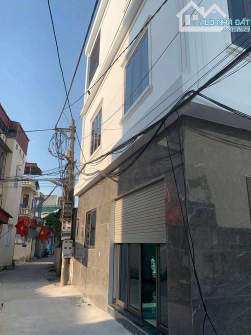 Bán căn nhà lô góc 3 tầng ngõ phố Đồng Khê, ph Ngọc Châu, TP HD, 43.3m2, mt 5m, 3 ngủ