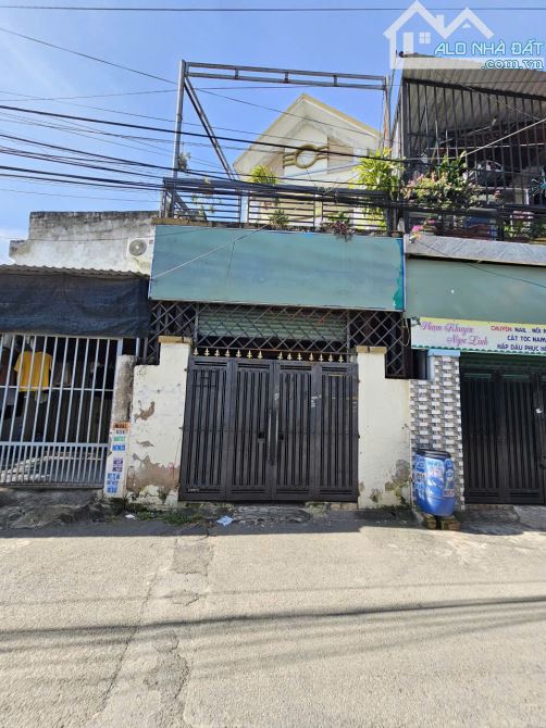 Bán nhà 1 trệt 1 lầu đường thông buôn bán p.Tân Đông Hiệp Tp.Dĩ An chỉ 3ty900 TL M7775