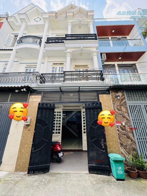 BÁN NHÀ LÂM THỊ HỐ Q12 - 3 TẦNG 54M2 - HẺM XE HƠI - 5.2 TỶ