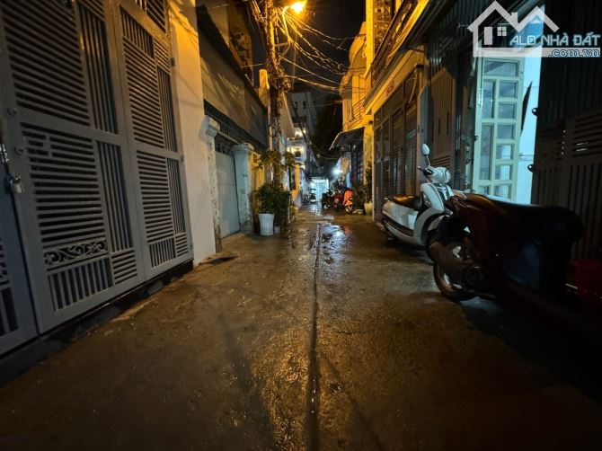 Cống Lở tân bình 98.7/100m2 C4 giá chỉ 7.x tỷ