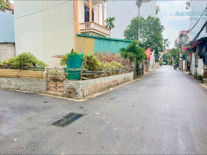 🔥SIÊU PHẨM LÔ GÓC 110M²/6M – ĐƯỜNG Ô TÔ TRÁNH – CẠNH SMART CITY & TÒA THÁP 108 TẦNG💥💥💥
