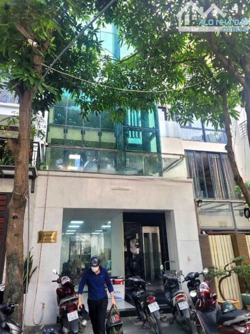 ❤️CHO THUÊ NHÀ Hoàng Quốc Việt, DT 60m, 5 tầng, MT 5m, THÔNG SÀN, THANG MÁY, 45tr/tháng