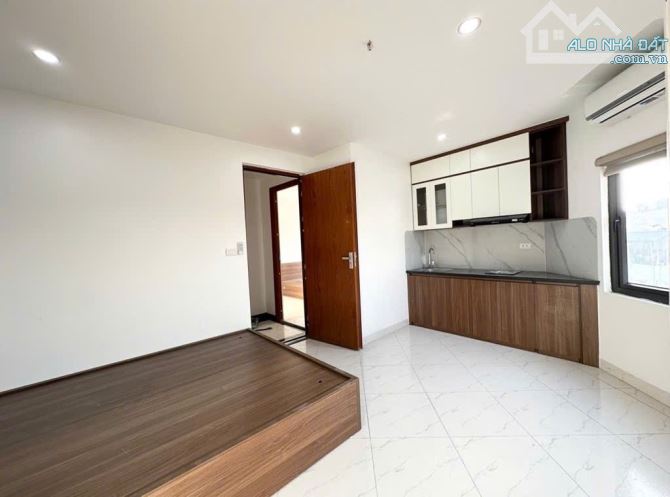 Bán tòa nhà dòng tiền CCMN đủ đồ xây mới 6 tầng 1 tum, thang máy tỉ suất cao