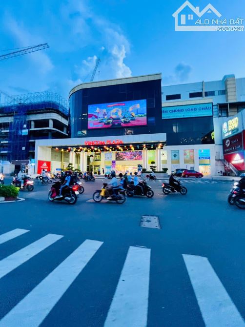 🟢 NHÀ 2 TẦNG, NGAY VINCOM THỦ ĐỨC, 80m2 FULL THỔ CƯ, 4PN, TRUNG TÂM THỦ ĐỨC,CHỈ 6,1 tỷ TL