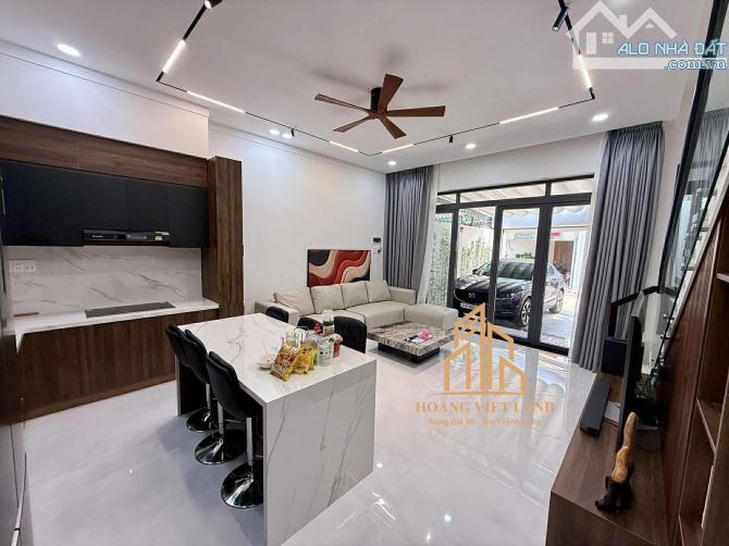 BÁN NHÀ ĐẸP 2 TẦNG HẺM 79 ĐINH NÚP. DT: 190m2. GIÁ: 5,3 TỶ