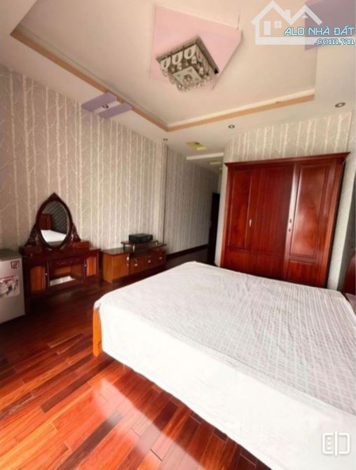 HẺM XE HƠI TRÁNH THÔNG Sát MẶT TIỀN HƯƠNG LỘ 2 MÃ LÒ 4 Tầng 4M18M Chỉ 7.35 TỶ