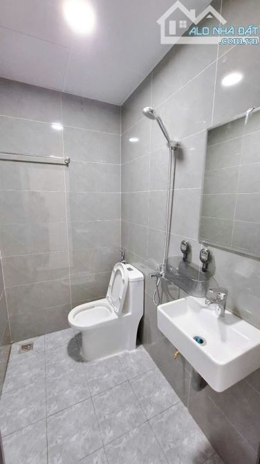 Cho Thuê CCMN Ngõ 230 Mễ Trì Thượng Nam Từ Liêm 30m2 Studio Cửa Sổ Thang Máy Full Đồ Ô Tô - 10